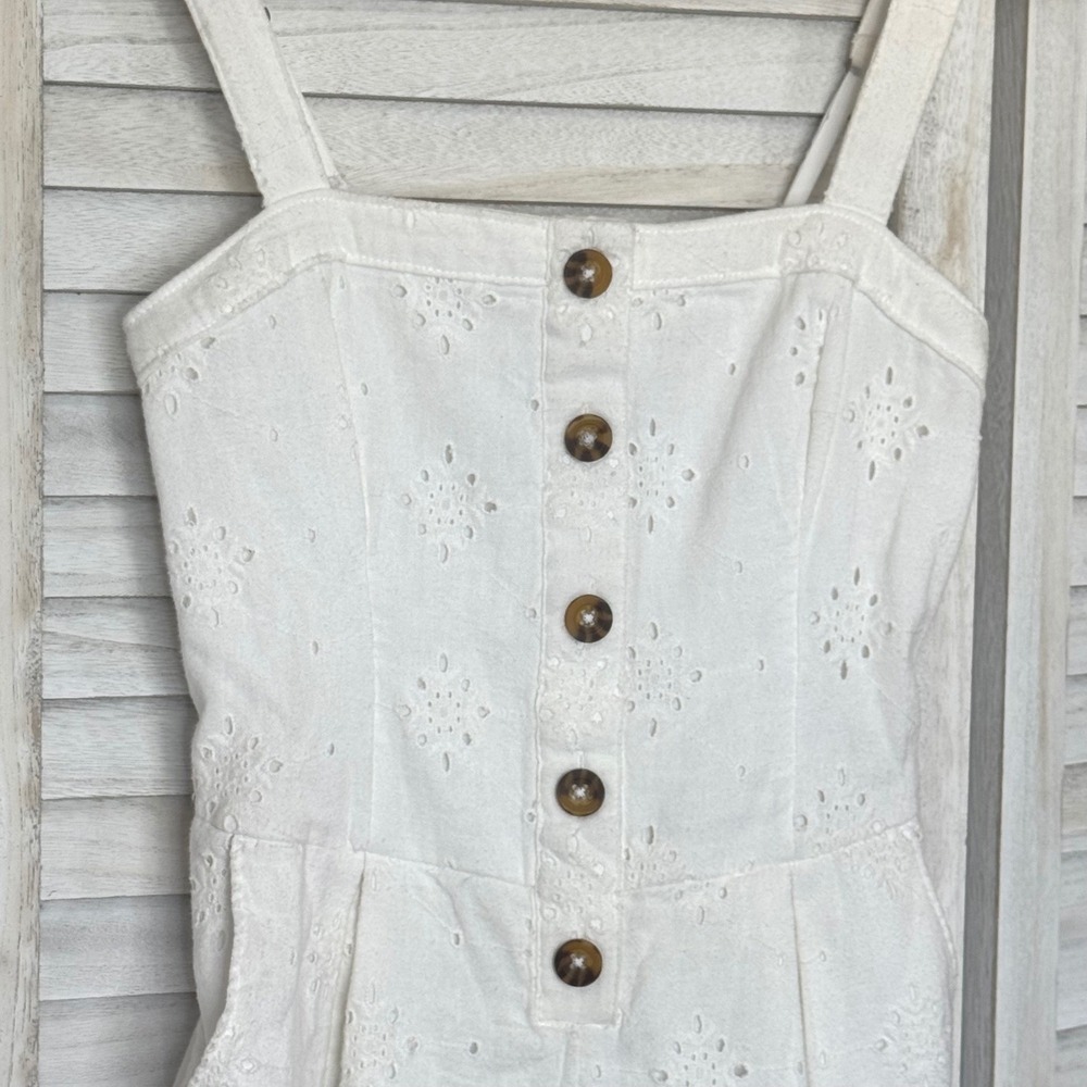 Hollister White Eyelet Button Front Romper Smocked Back Girly Jumpsuit NWT Sz S - Picture 3 of 13